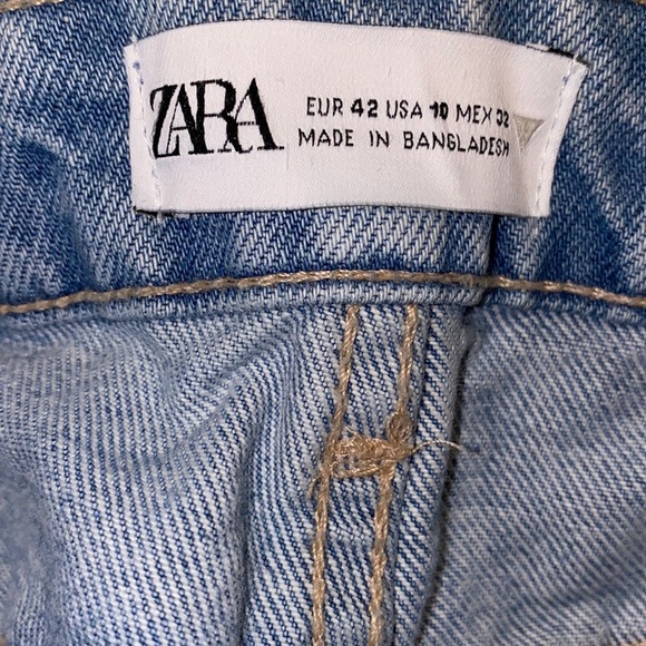 ZARA jeans | RIPPED STRAIGHT JEANS
LIGHT BLUE - REF. 4365/265 - Picture 3 of 10